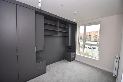 1 bedroom flat to rent, Hargrave Dr, HA1