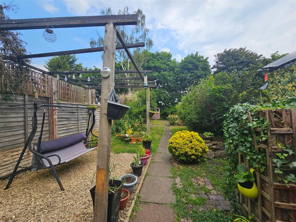 Lion Street, Rugeley, WS15 2AJ 3 bed terraced house for sale £185,000