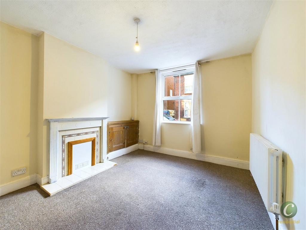 Lion Street, Rugeley, WS15 2AJ 3 bed terraced house £185,000