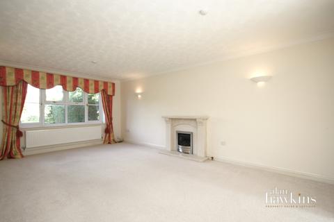 4 bedroom detached house to rent, Salt Spring Drive, Royal Wootton Bassett, SN4