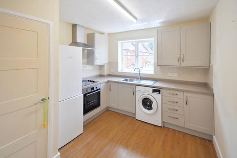 2 bedroom flat for sale, George Lane, Marlborough, Wiltshire  SN8