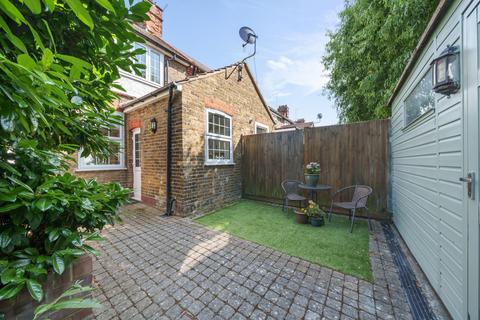 30 Aynscombe Angle, Orpington, BR6 0HJ