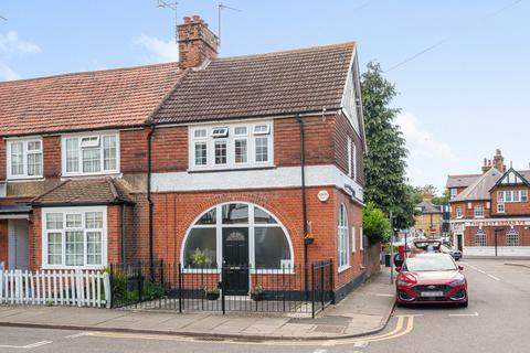 30 Aynscombe Angle, Orpington, BR6 0HJ