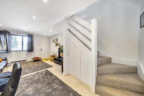16 Sheldon Close, London, SE20 8LU