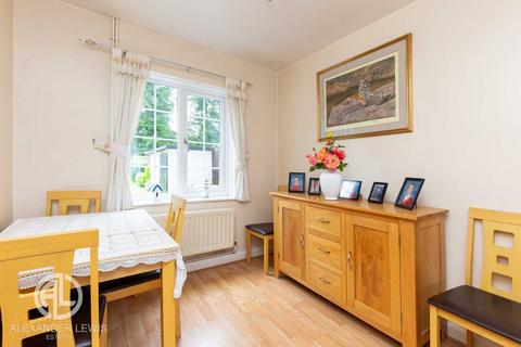 159 Mullway, Letchworth Garden City, SG6 4BG