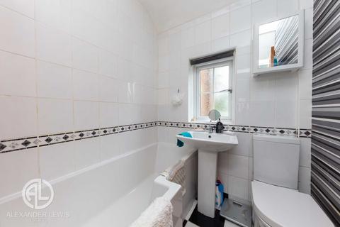 159 Mullway, Letchworth Garden City, SG6 4BG