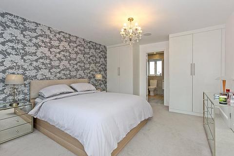 43 Hustlings Drive, Eastchurch, Sheerness, ME12 4JX