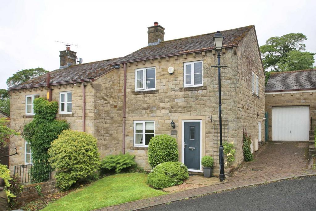 Adshead Court, Bollington 3 bed semidetached house for sale £349,950