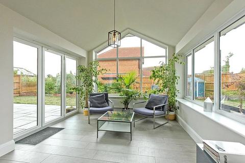 41 Hustlings Drive, Eastchurch, Sheerness, ME12 4JX