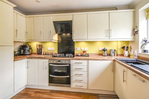 17 Longbridge Close, Sherfield On Loddon, Hook, RG27 0DQ