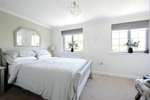 17 Longbridge Close, Sherfield On Loddon, Hook, RG27 0DQ