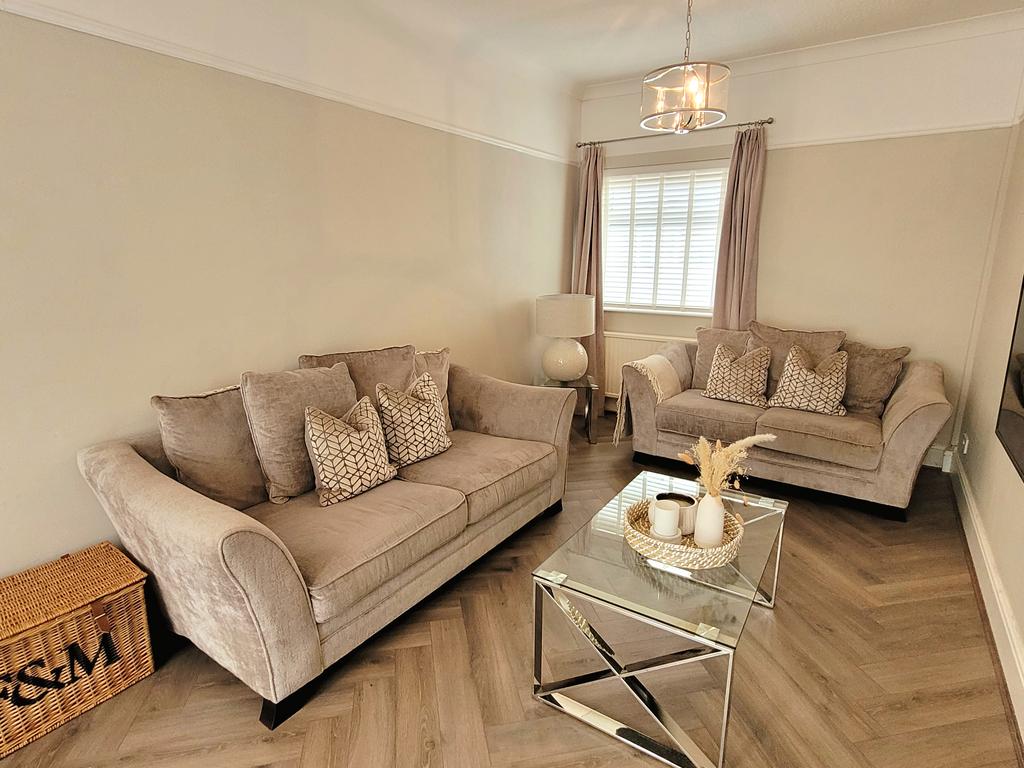 SUFFOLK PLACE, PORTHCAWL, CF36 3EB 3 bed terraced house for sale £250,000