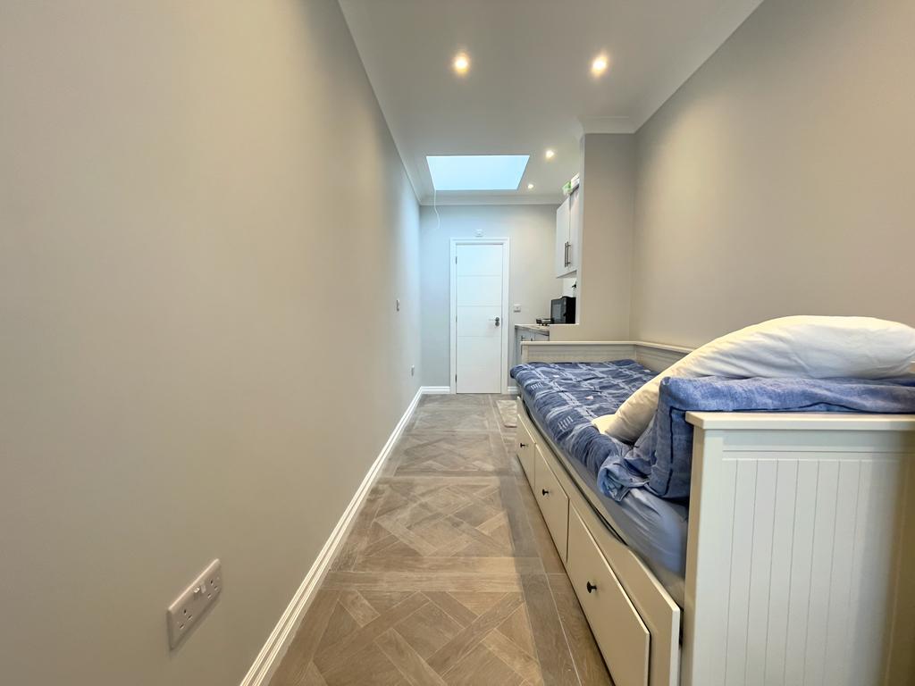 Scarle Road, Wembley, Middlesex, HA0 4 SS