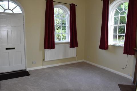 1 bedroom detached house to rent, Chippenham Park, Chippenham