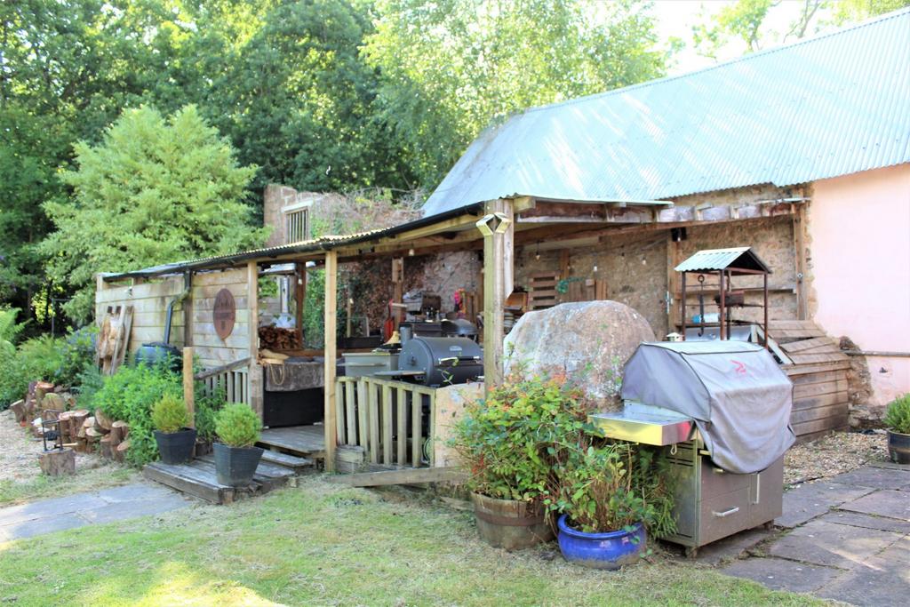 Barbecue Barn