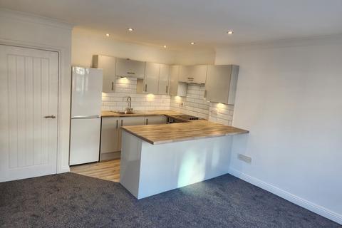 2 bedroom apartment to rent, Sea Road, Bournemouth