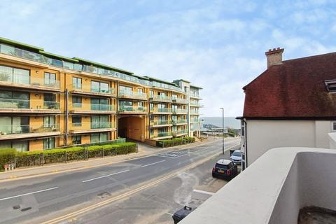 2 bedroom apartment to rent, Sea Road, Bournemouth