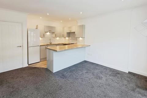2 bedroom apartment to rent, Sea Road, Bournemouth