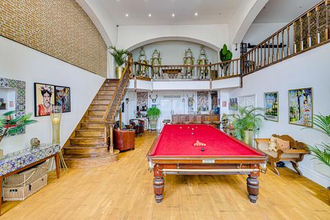 9 bedroom detached house for sale, Hockley SS5