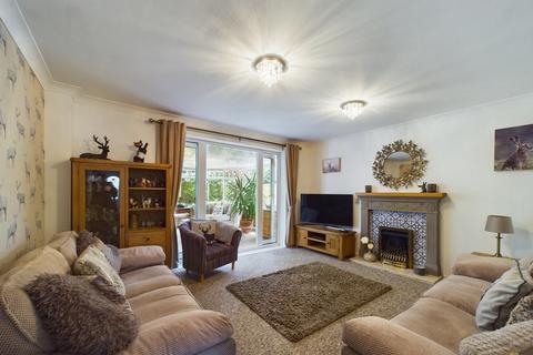 4 Applegate Close, Oakwood, Derby, DE21 2SL