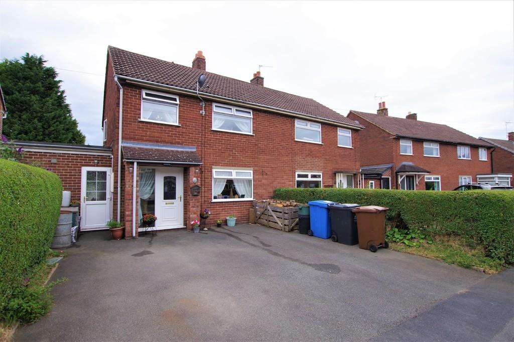 Copes Way, Uttoxeter 3 bed semidetached house for sale £220,000
