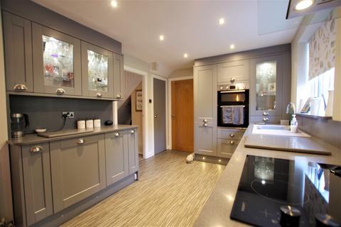 52 Copes Way, Uttoxeter, ST14 7HG