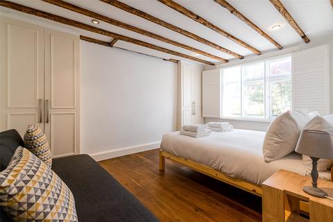 2 bedroom maisonette for sale - Lambeth Road, London