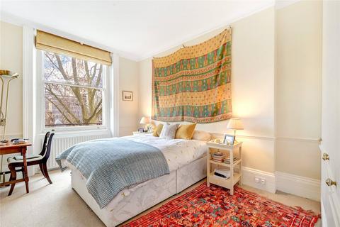 2 bedroom flat to rent, Courtfield Gardens, South Kensington, London