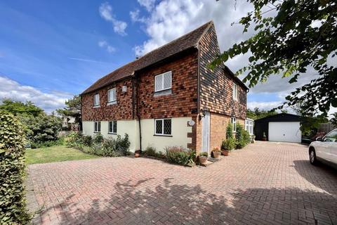 4 bedroom detached house for sale, Benover Road, Benover