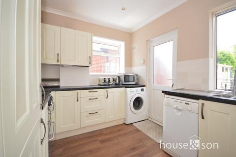 16 Dowlands Road, Bournemouth, BH10 5LG