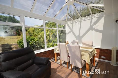 16 Dowlands Road, Bournemouth, BH10 5LG