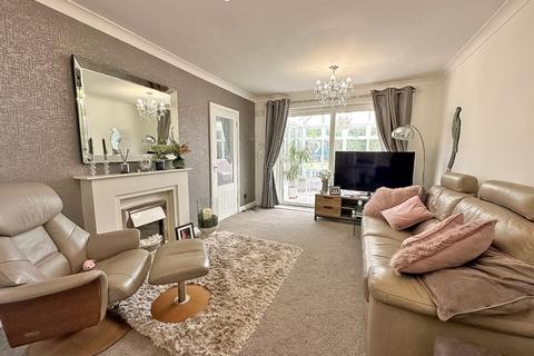 59 Howdles Lane, Brownhills, Walsall, WS8 7PJ