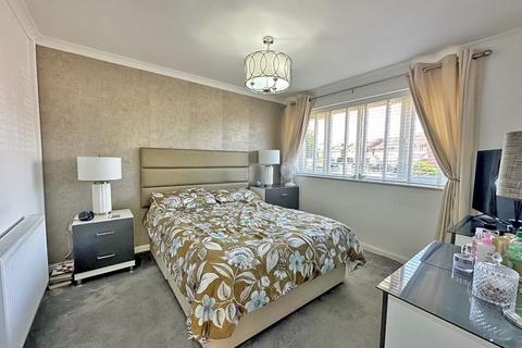 59 Howdles Lane, Brownhills, Walsall, WS8 7PJ