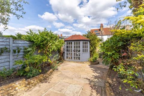 undefined, Spring Gardens, West Molesey