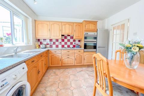 12 Brandon Close, Walsall, WS9 0PN
