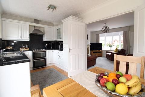 42 Blackthorne Road, Walsall, WS5 4NF
