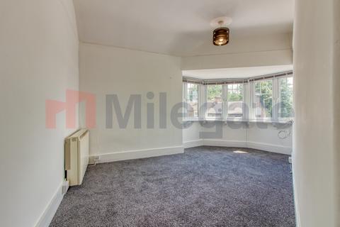 Aldenham Road, Watford WD19