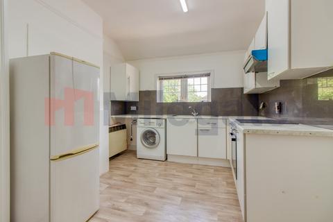 1 bedroom flat to rent, Aldenham Road, Watford WD19