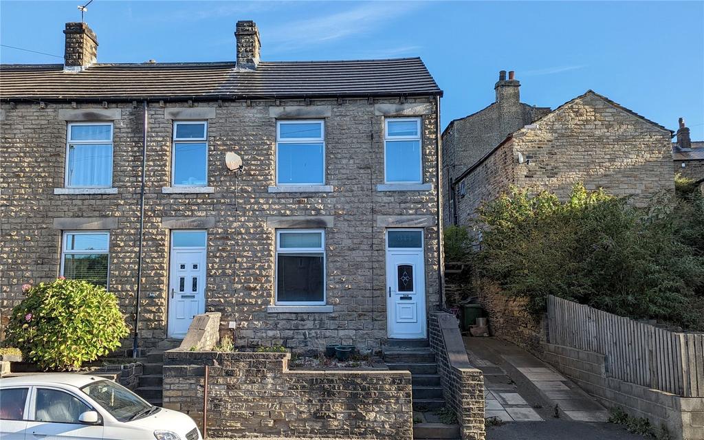 Huddersfield Road, Mirfield, West Yorkshire, WF14 2 bed terraced house £695 pcm (£160 pw)