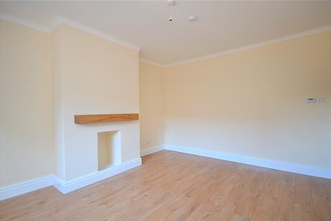 2 bedroom terraced house to rent, Huddersfield Road, Mirfield, West Yorkshire, WF14
