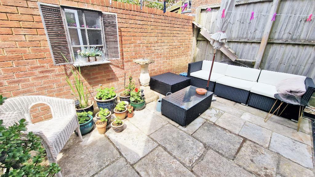 Rear Courtyard Garden