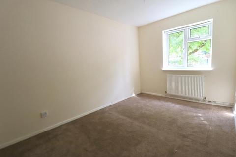 2 bedroom apartment for sale - Quilter Close, Luton, Bedfordshire, LU3 2LL