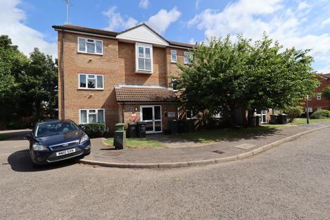 2 bedroom apartment for sale - Quilter Close, Luton, Bedfordshire, LU3 2LL