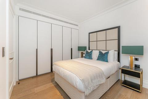1 bedroom apartment to rent, Regents Crescent