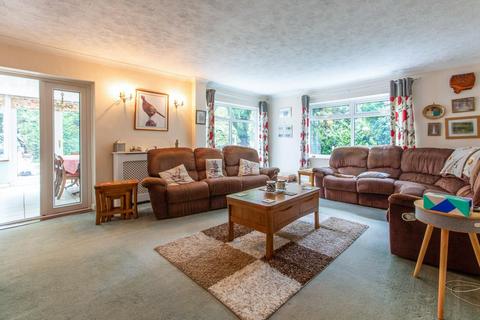 4 bedroom detached bungalow for sale - Stoneylane, Snitton, Ludlow