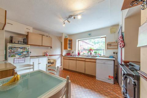4 bedroom detached bungalow for sale - Stoneylane, Snitton, Ludlow