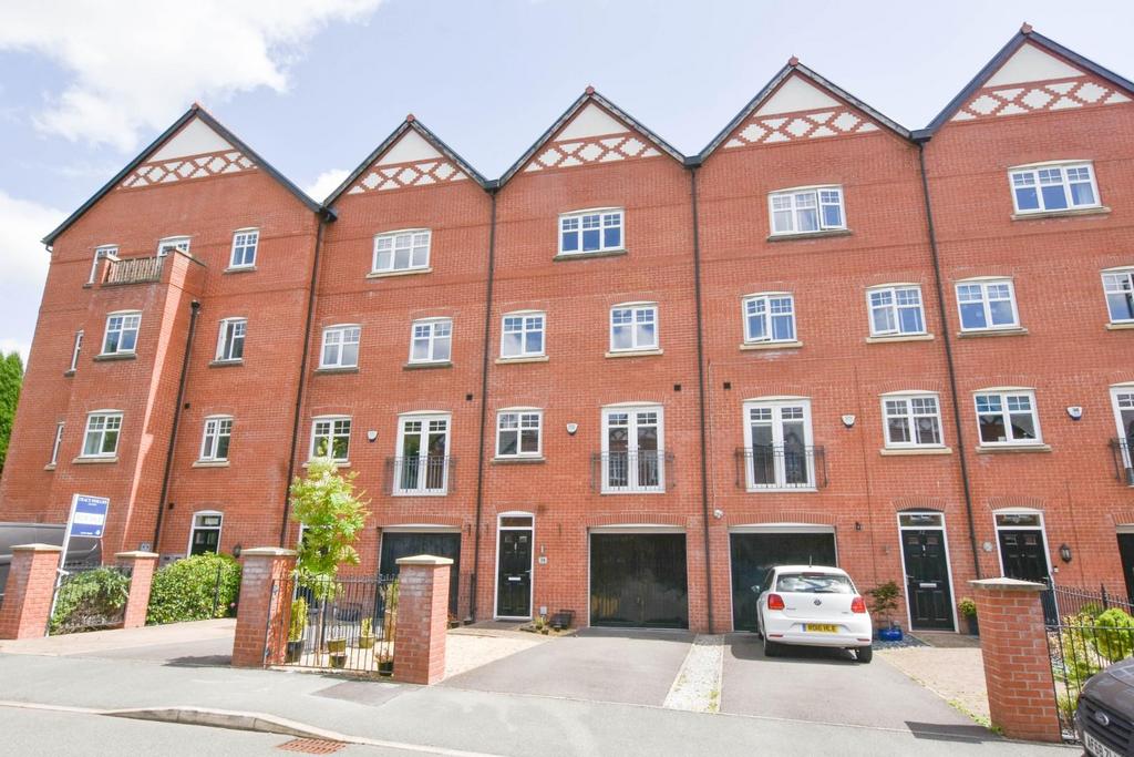 Gardinar Close, Standish, Wigan, WN1 2UN 4 bed townhouse for sale £315,000
