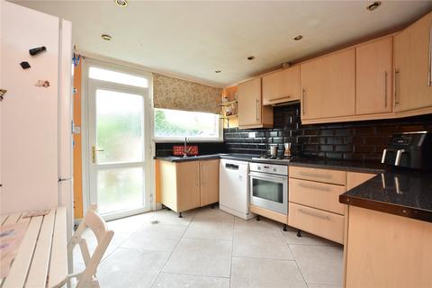 4 Nursery Close, Leeds, LS17 7EB