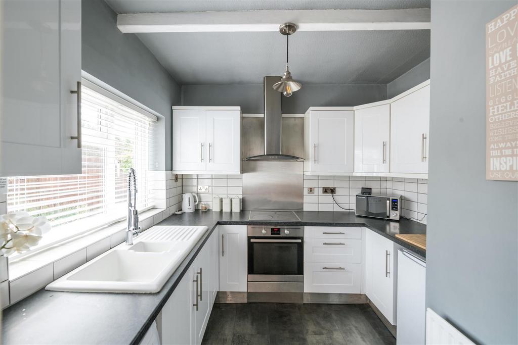 49 Horley Road internals more-2.jpg