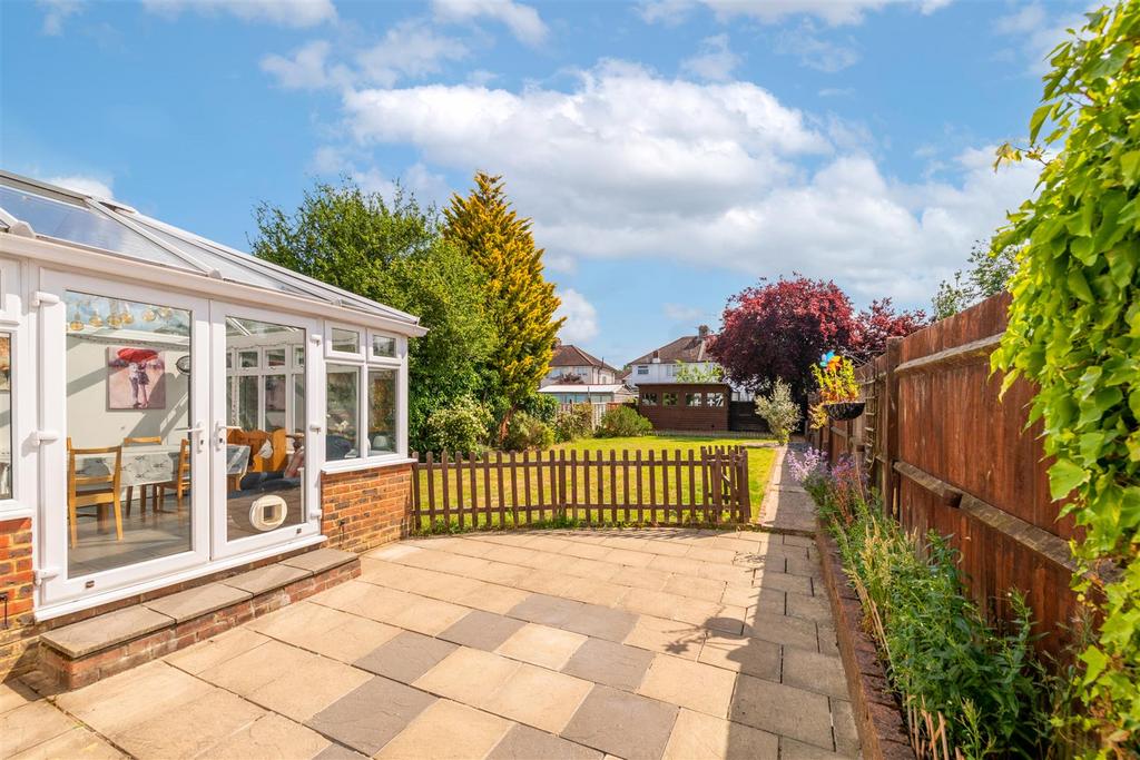 49 Horley Road externals more-2.jpg
